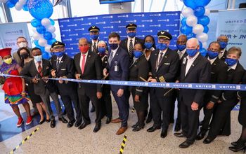 South African Tourism and United Airlines officials celebrate the launch of United&#39;s new Newark-Johannesburg nonstop route.