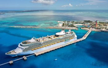 Royal Caribbean, Freedom of the Seas, dock, Perfect Day at CocoCay, Bahamas, private island