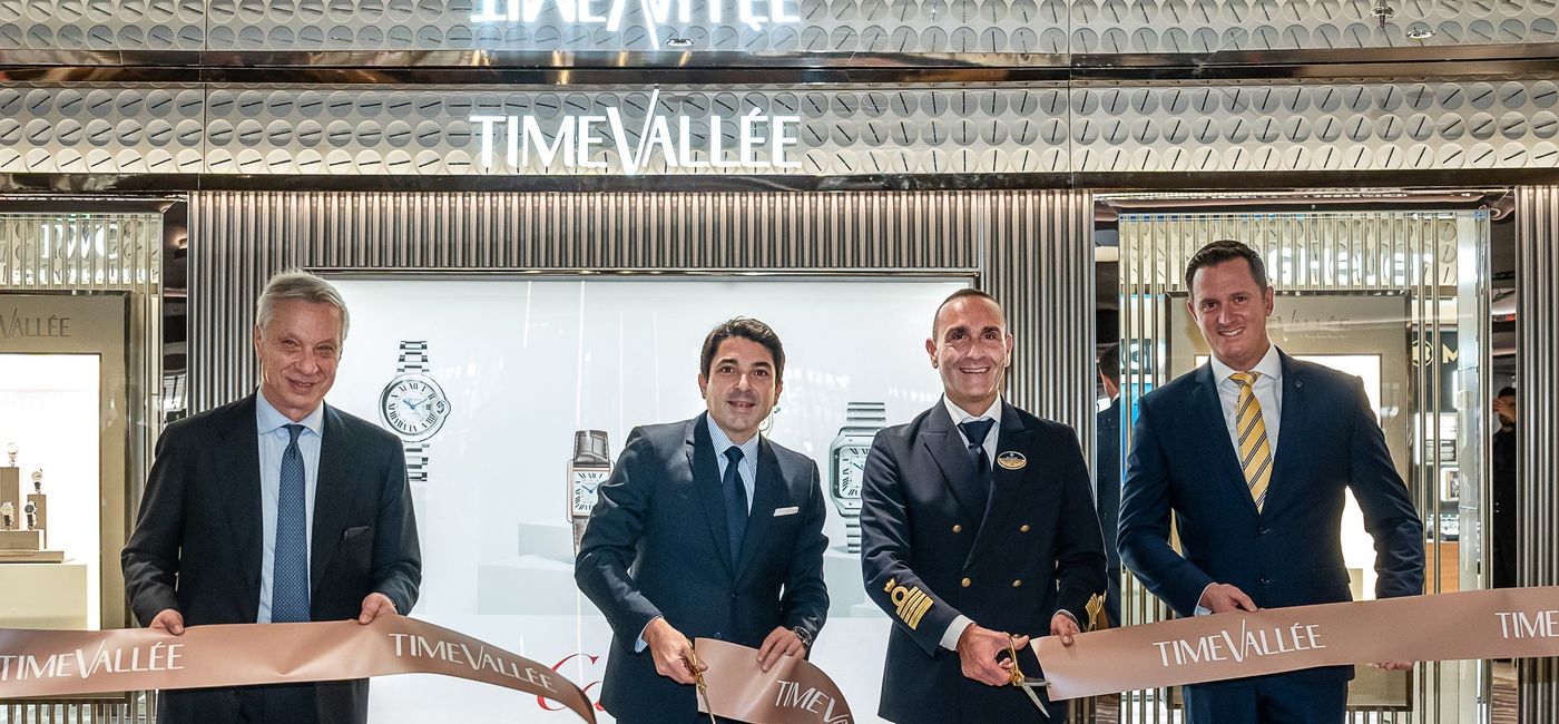Image: From left to right: Paolo Quacquarini, Head of Luxury Watches & Jewellery; Michael Guenoun, CEO TimeVallée; Captain Francesco di Palma, Master of MSC Seascape; Brandon Briggs, SVP Onboard Revenue celebrate the opening of TimeVallée onboard MSC Seascape. (photo via Ivan Sarfatti) ((photo via Ivan Sarfatti))