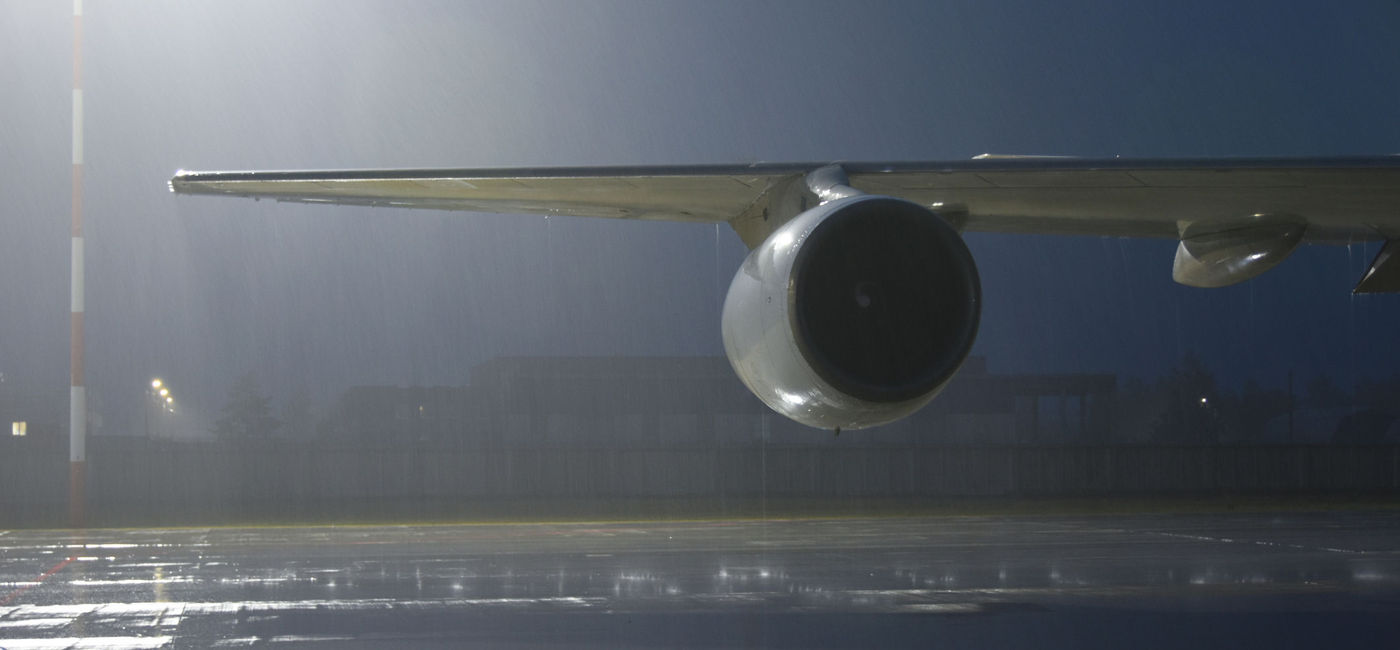 Image: Plane in the rain. (photo via Aliaksandr Bukatsich / iStock / Getty Images Plus)