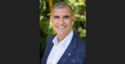 Four Seasons Yachts CEO Larry Pimentel.