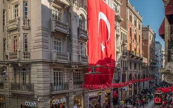 Livre-souvenir du 10e anniversaire de Turkish au Canada