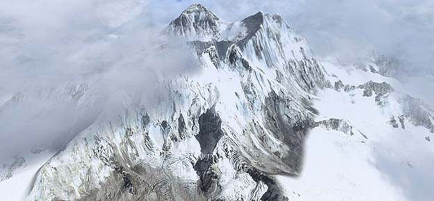 Image: PHOTO: Start the New Year with a Mount Everest trek. (photo via Flickr/Wangpin Thondup)
