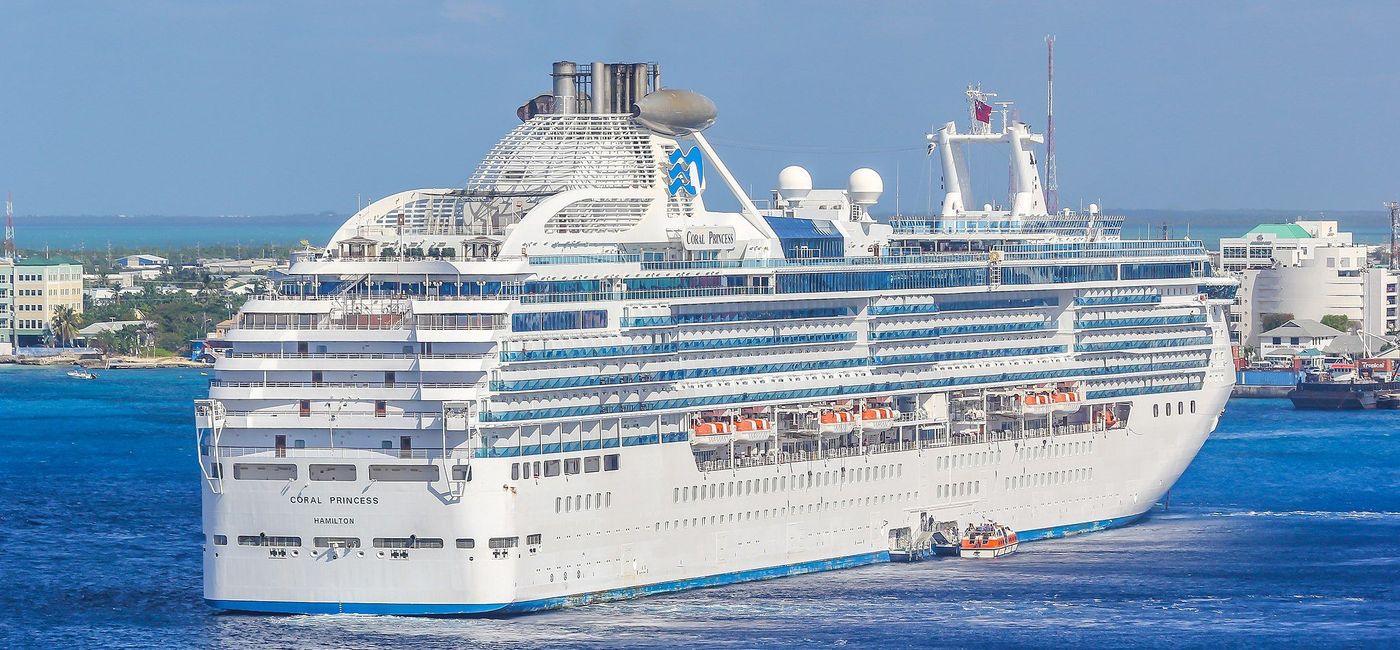 Image: PHOTO: The Coral Princess. (Photo via Wikimedia Commons / Jonathan Palombo)