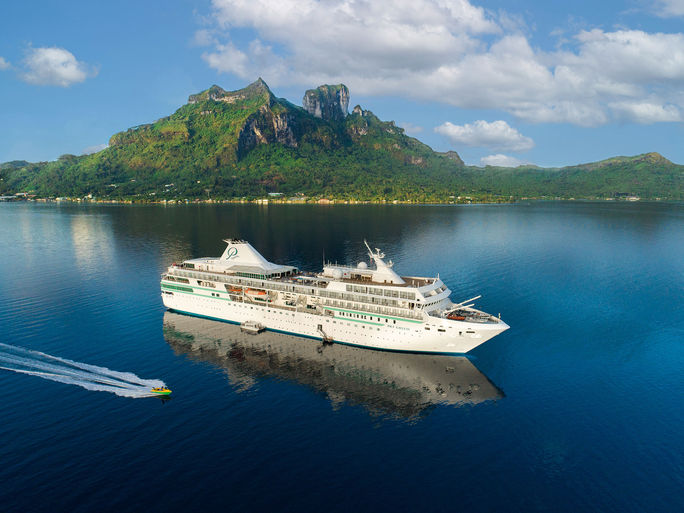 Paul Gauguin Cruises, Bora Bora