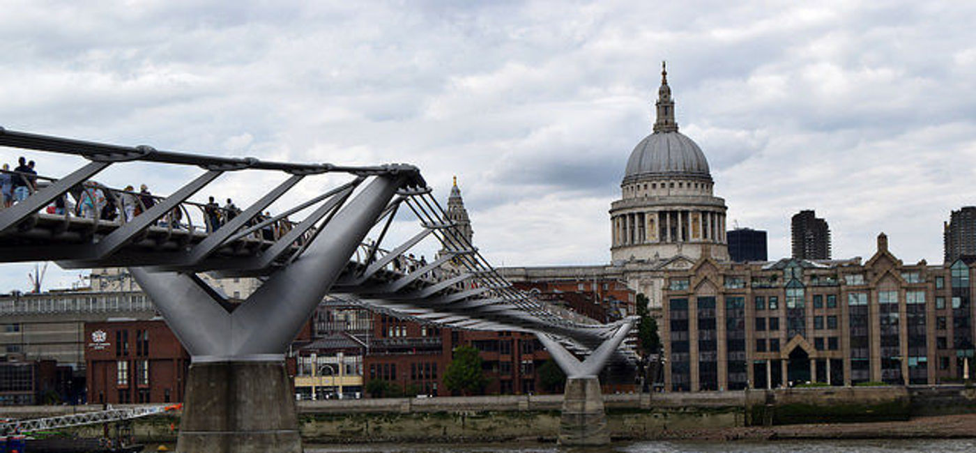 Image: PHOTO: According to report, people are staying clear of the U.K. (photo via Flickr/Pablo Cabezos)