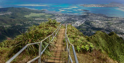 The Haiku Stairs, Stairway to Heaven, Oahu, Hawaii