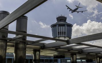 LaGuardia, plane, airport, tower