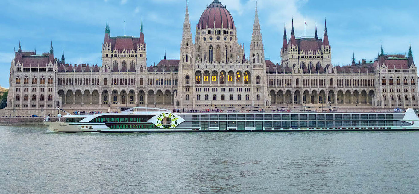 Image: Savor in Budapest. (photo via Tauck) (Tauck Media License)