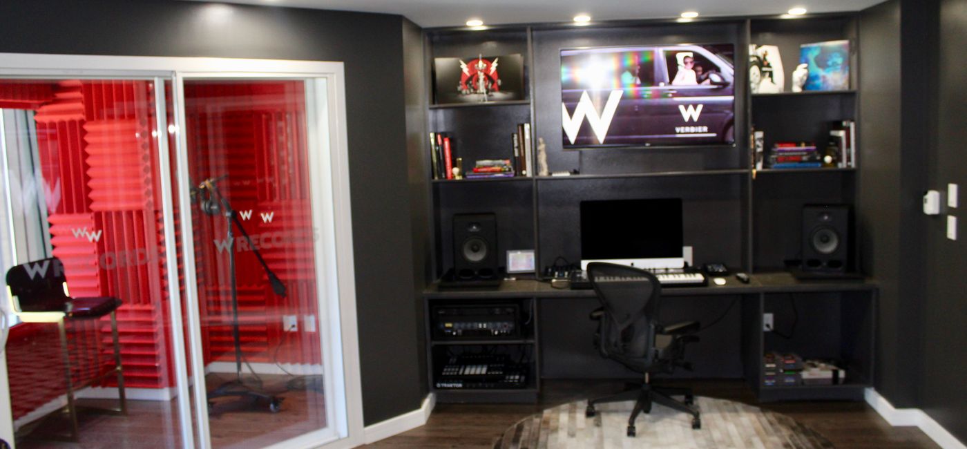 Image: PHOTO: The Sound Suite at W Seattle. (Photo by Scott Laird)