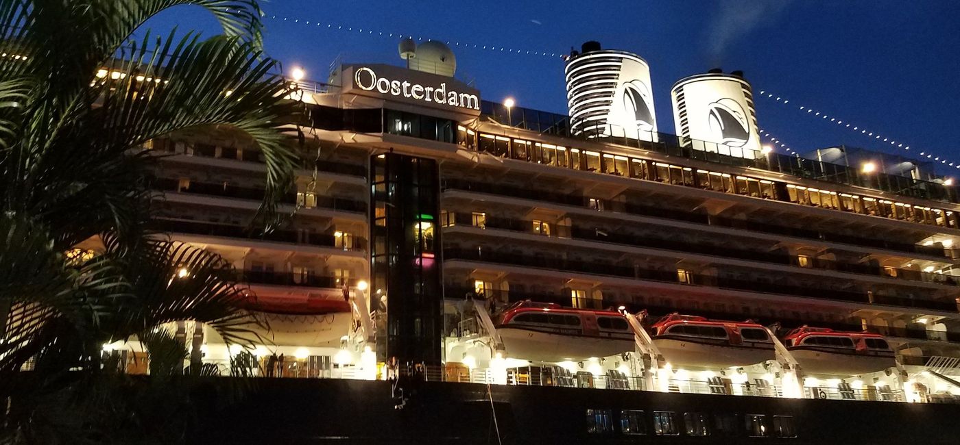 Image: PHOTO: Holland America's MS Oosterdam. (Photo by Susan Young)