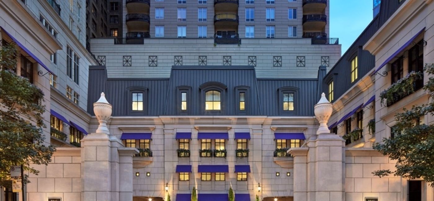 Image: Waldorf Astoria Chicago entrance (Photo via Waldorf Astoria Chicago)