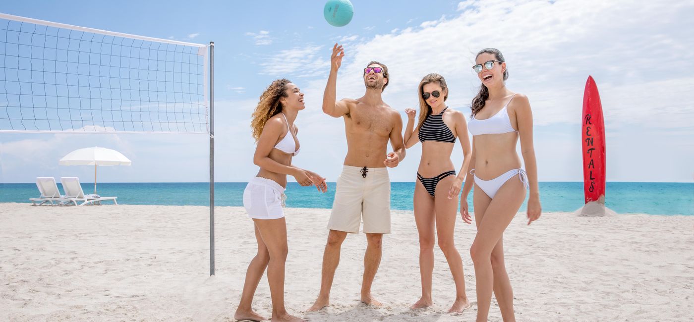 Image: Enjoy a vareity of activities at the resort (Photo Credit: Trump International Beach Resorts)