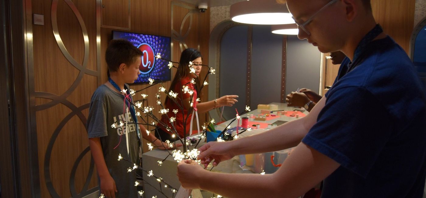Image: One teen program is inspired by the Cherry Blossom Festival in Japan. (Photo courtesy of Carnival Cruise Line)