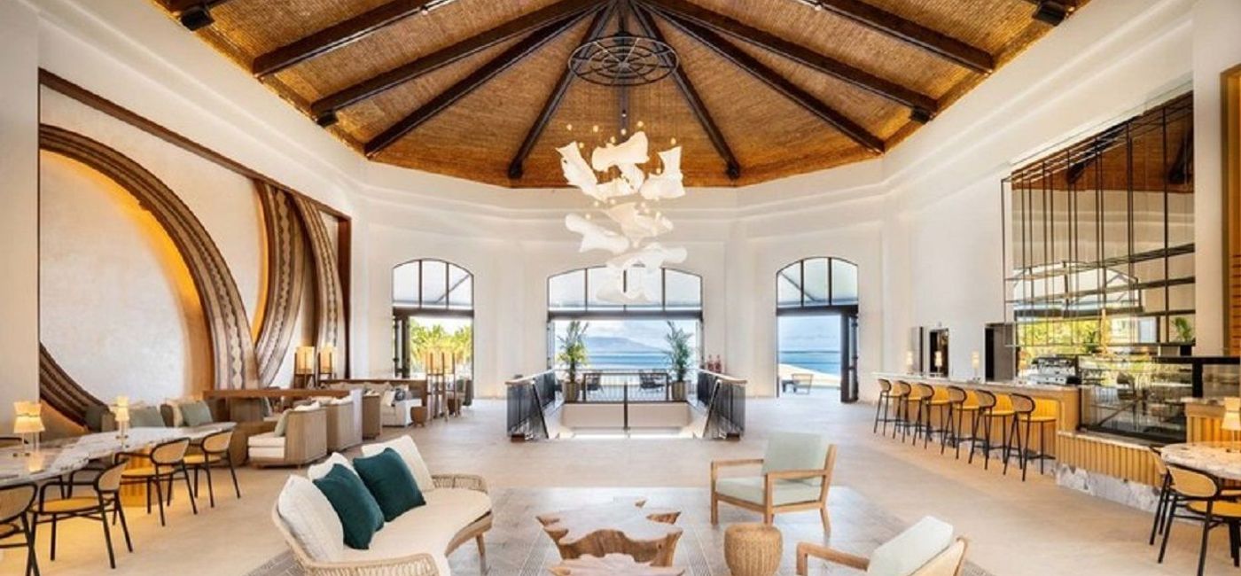 Image: Hilton Hotel Tahiti lobby. (photo via Hilton)
