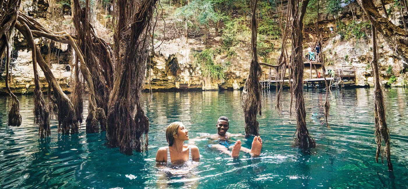 Image: Contiki Thailand tour (Contiki Media License)