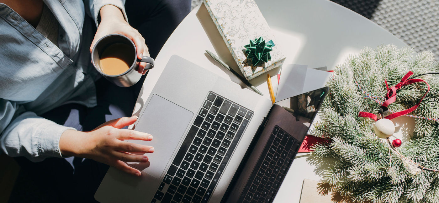 Image: In 2023, more than half of both men (51 percent) and women (61 percent) covet experiences over physical gifts. (Photo Credit: FreshSplash/E+)