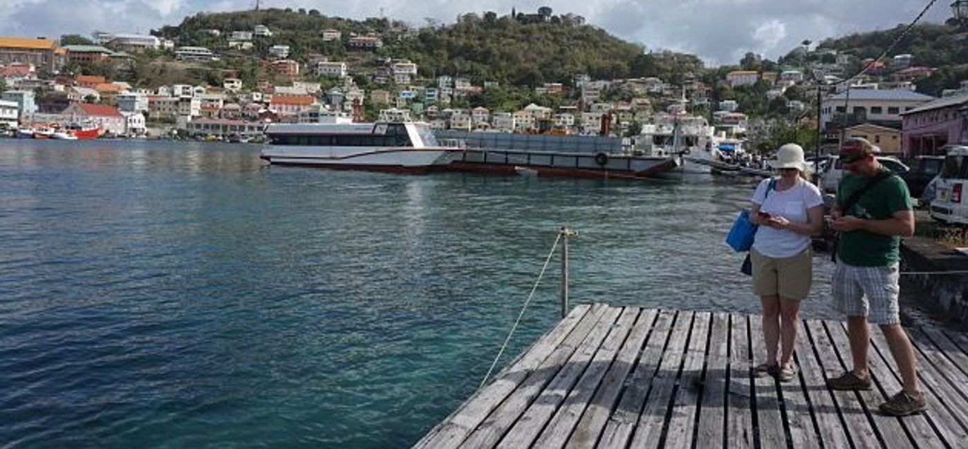 Image: PHOTO: A Grenada shoreline scene. (photo by Brian Major)