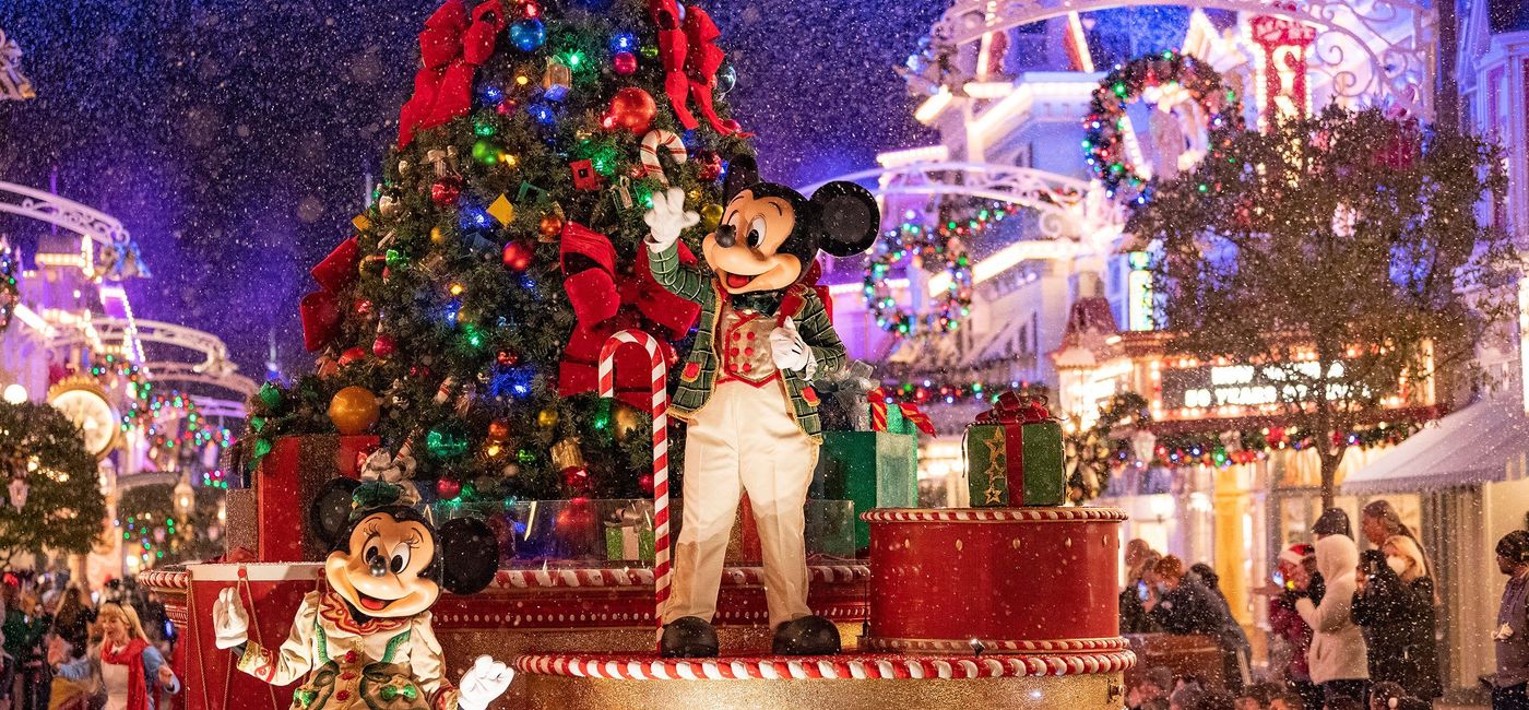 Image: Celebrating the holiday season at Walt Disney World Resort in Orlando, Florida. (Source: Walt Disney World Resort)