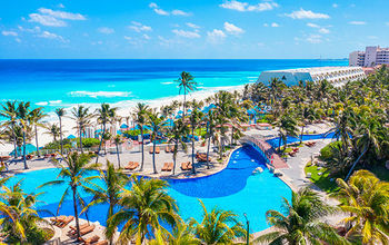 Save up to 64% off beachfront vacations through 2023