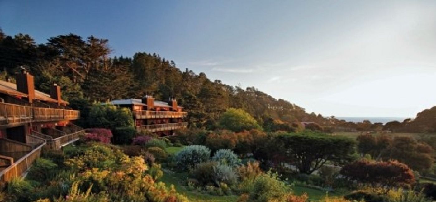 Image: Stanford Inn & Resort on the Mendocino Coast – as seen on ‘The Best of Northern California’ (photo via Insight Vacations)