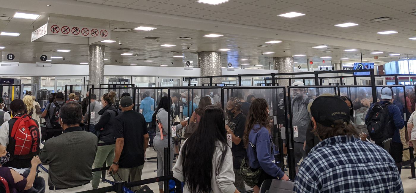 Image: The security line at the airport (photo by Eric Bowman)