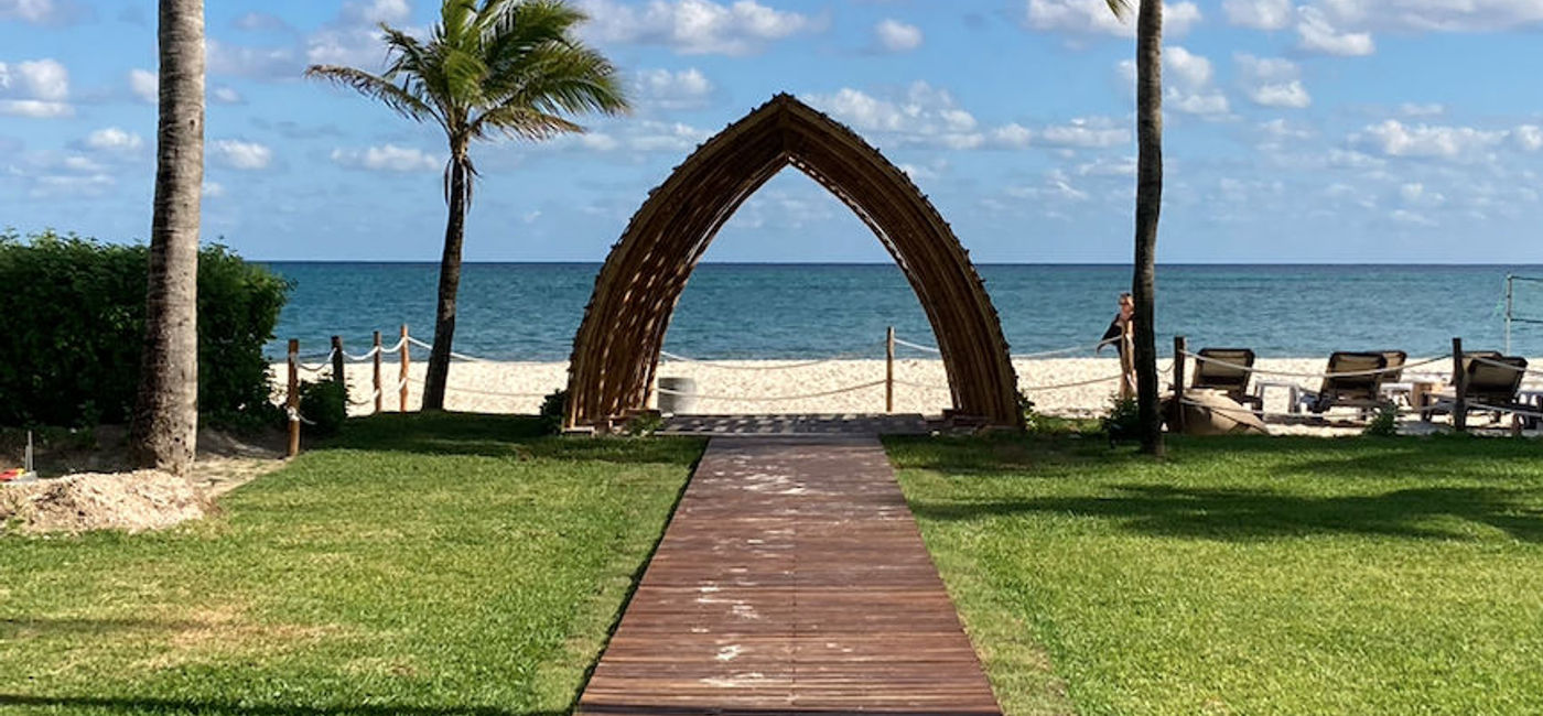 Image: The wedding arch at Hyatt Zilara Riviera Maya (Photo Credit: TravelPulse Canada)
