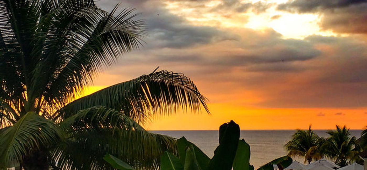 Image: PHOTO: Imagine yourself on the beach in the Caribbean this holiday season. (photo courtesy Thinkstock)