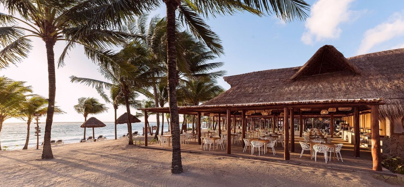 Image: The Colonial Snack Bar at Grand Palladium White Sand Resort & Spa. (photo via Palladium Hotel Group)