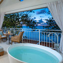 Joli Beachfront Butler Suite w/ Balcony Tranquility Soaking Tub