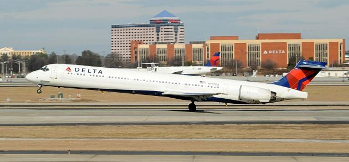 Image: PHOTO: Delta will offer free meals to all passengers on select flights this spring. (photo courtesy of Delta Air Lines)
