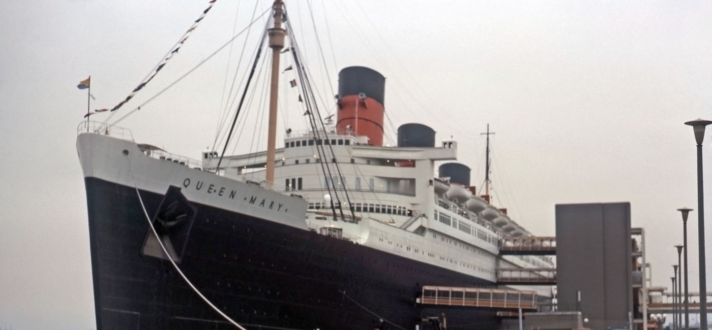Image: The 'Queen Mary' in Long Beach, California. (Photo via Polyrus / flickr)