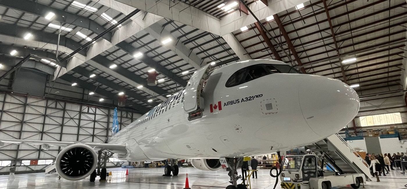 Image: A new Air Transat A321neo. (Bruce Parkinson)