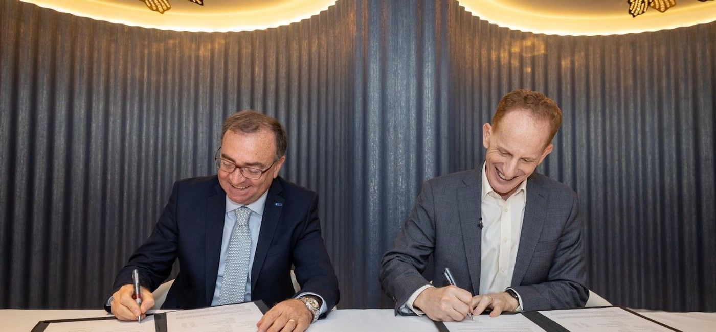Image: From left, Luigi Matarazzo, Fincantieri general manager merchant ships division and Harry Sommer, NCL president and CEO. (photo via Norwegian Cruise Line)