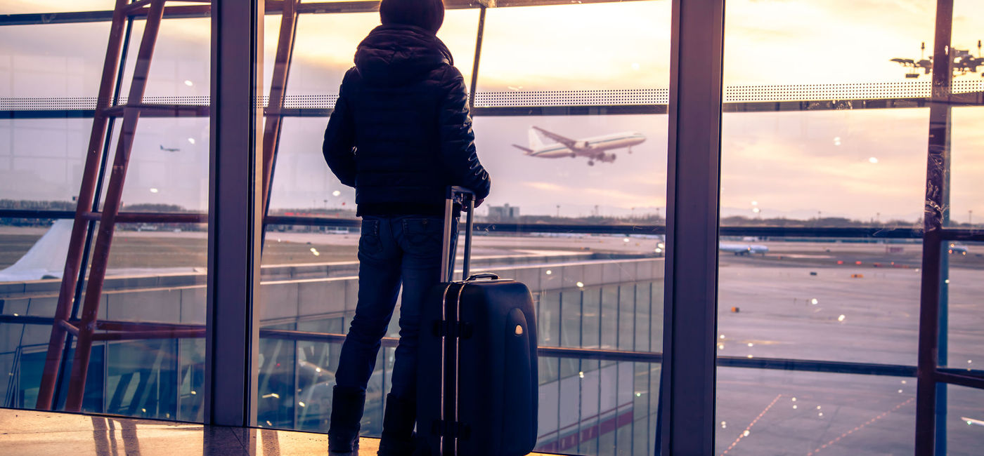 Image: Don't be a bad traveler (Photo Credit: 06photo / iStock / Getty Images Plus)