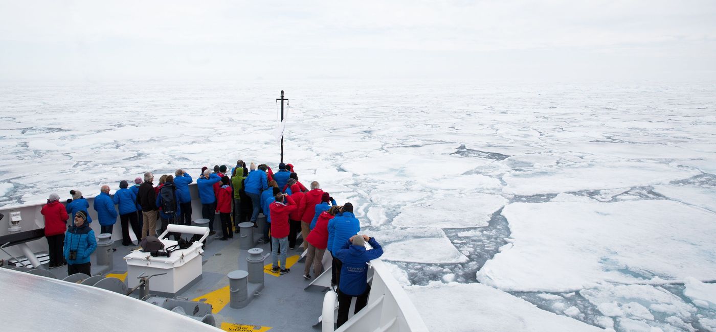 Image: Silversea offers up to 20 percent off 2023 Arctic voyages. (Photo by Denis Elterman courtesy of Silversea Cruises) (Denis Elterman / Silversea Cruises)