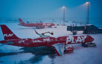 PLAY planes in the snow.