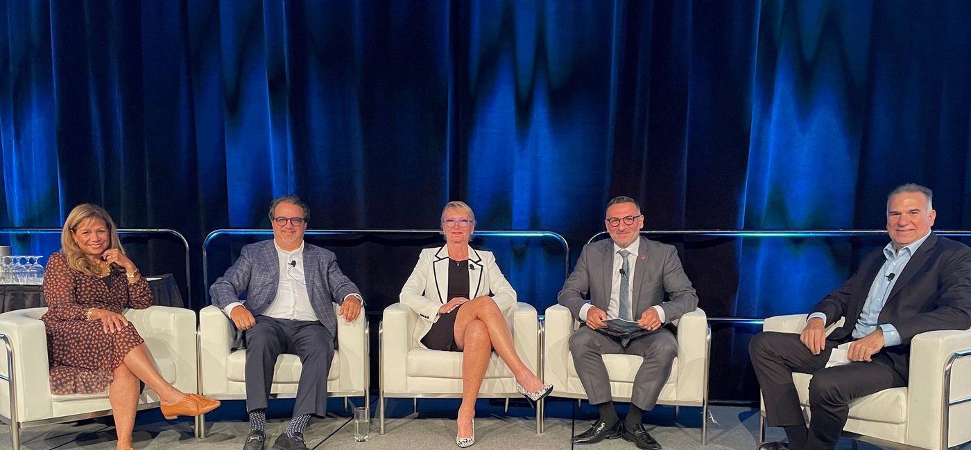 Image: Stephanie Bishop from Globus Family of Brands, Frank DeMarinis of TravelBrands, Monica Johnstone from Uniglobe and ACV's Nino Montagnese were part of a panel focusing on rebuilding the industry, hosted by TripCentral.ca's Richard Vanderlubbe. (Bruce Parkinson)