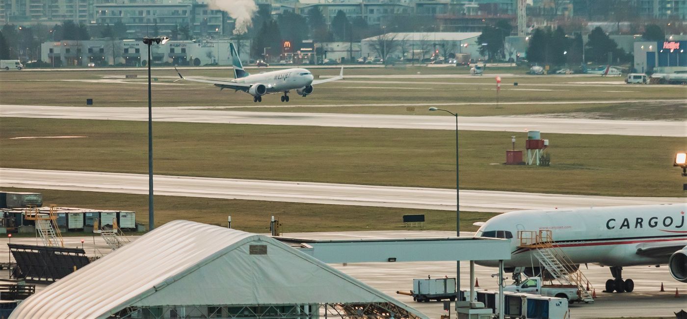 Image: Un 737 MAX de WestJet atterrit à Vancouver le 21 janvier 2021 (WestJet Media License)