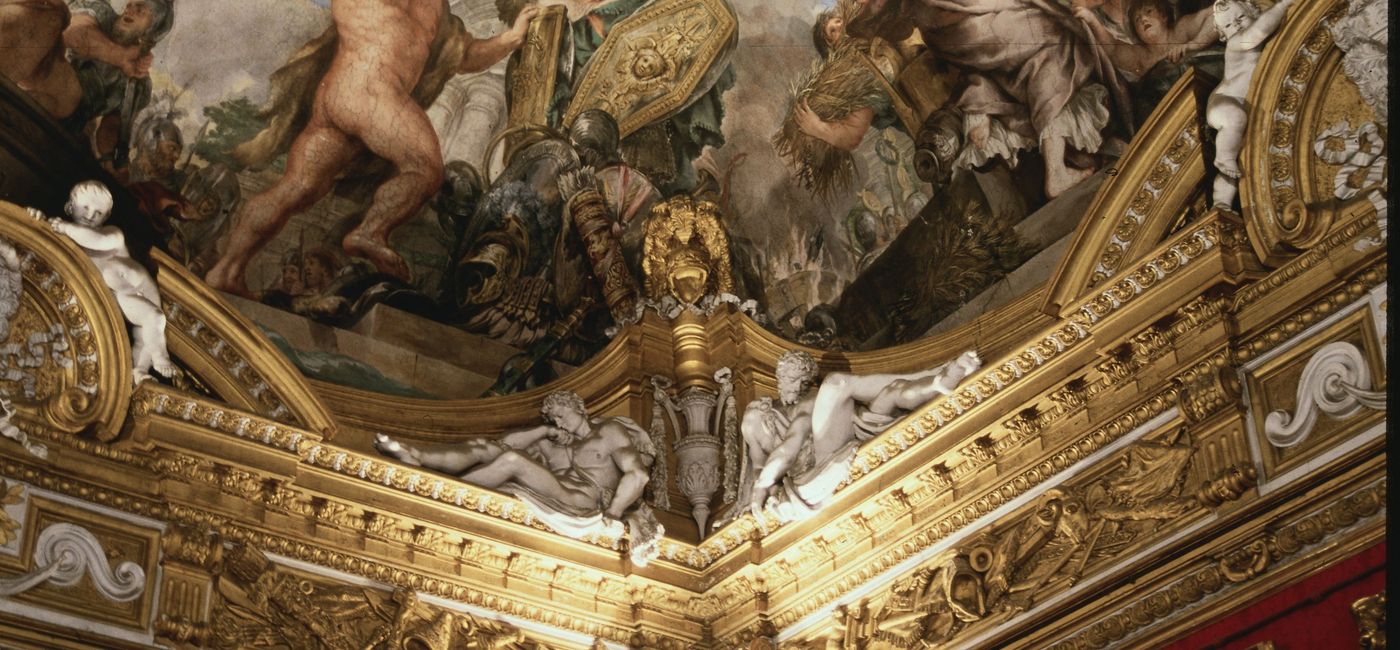 Image: Art at the Sistine Chapel (photo via Jupiterimages/Getty Images)
