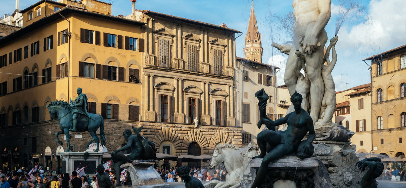 Photo: Piazza della Signoria in Florence, Italy (Photo via Hans Brunk)