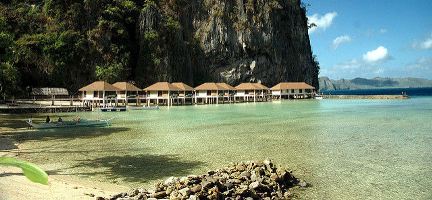 Image: PHOTO: El Nido Lagen on Palawan, Philippines. (photo via Flickr/Jack Versloot)