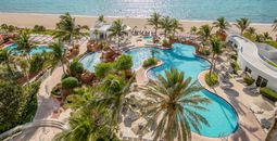 Trump International Beach Resort Pool