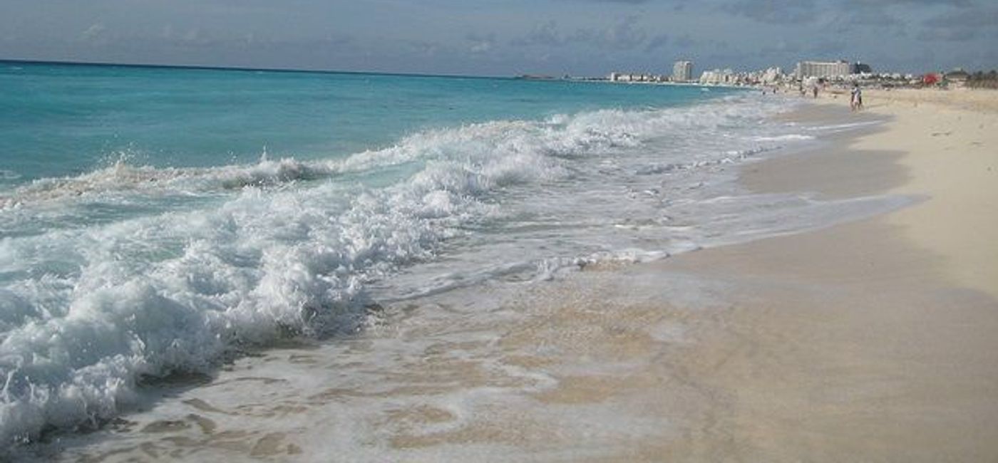Image: PHOTO: Cancun Beach. (photo via Flickr/Ricardo Diaz)