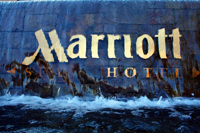 Marriott hotel logo