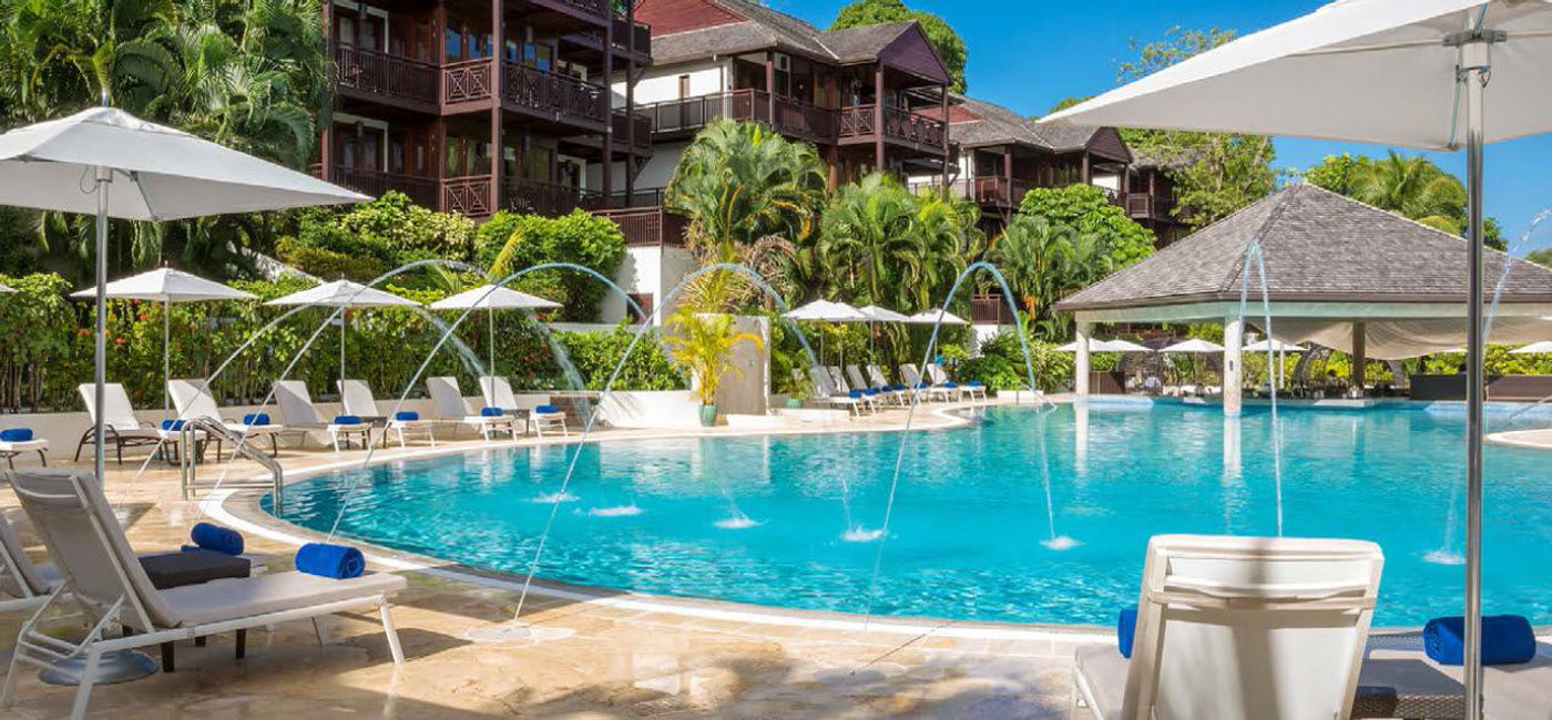 Image: PHOTO: Saint Lucia's Marigot Bay Resort by Capella is offering 25 percent savings and free rum tastings this winter. (photo courtesy of Marigot Bay Resort and Marina by Capella) (Capella Marigot Bay)