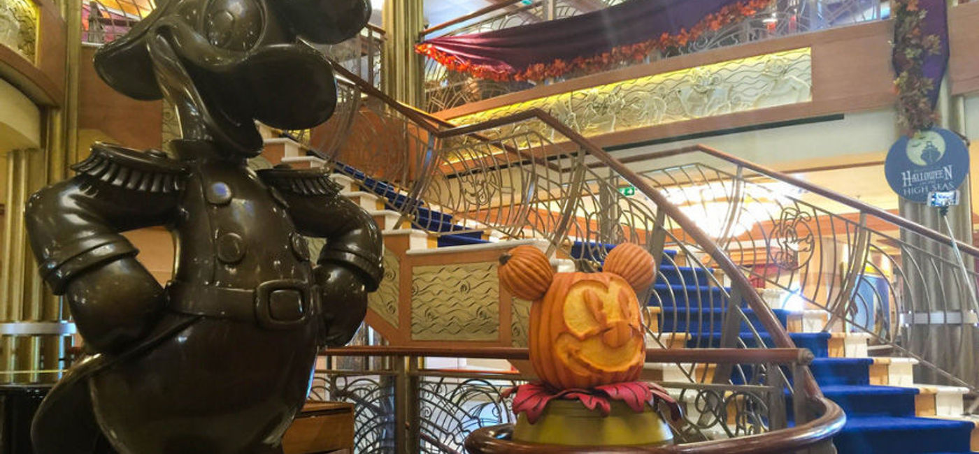 Image: PHOTO: Artwork aboard a Disney Cruise Line ship. (photo by Michelle Rae Uy)