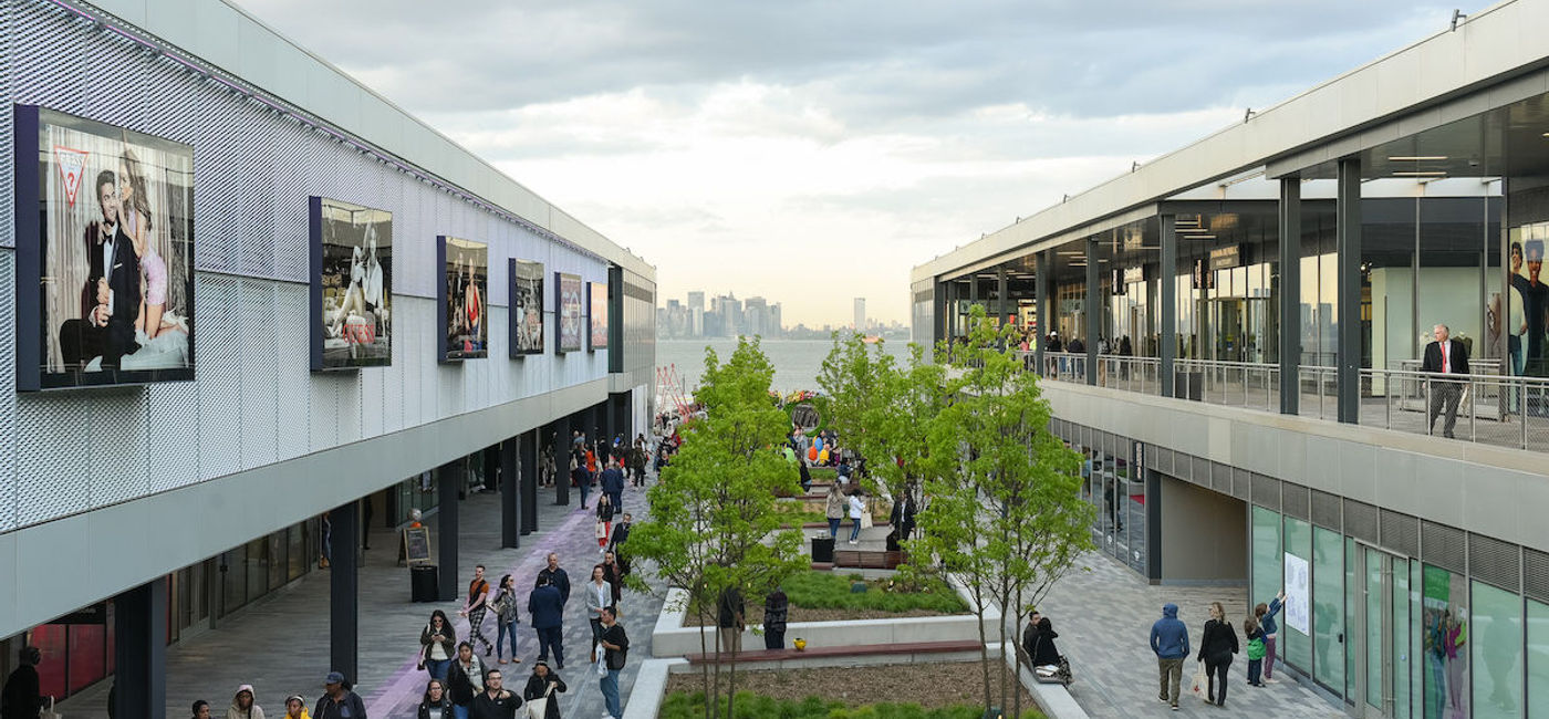 Image: Empire Outlets corridor (photo courtesy NYC & Company)