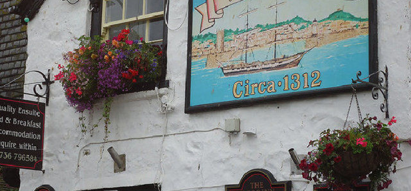Image: PHOTO: The Sloop Inn, Cornwall, England. (photo by Worldwide Scott) (Worldwide Scot)