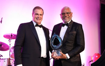Arnold Donald receives ASTA Lifetime Achievement Award